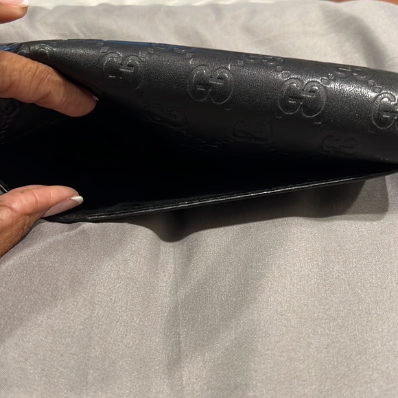 Authentic Gucci bifold inside zipper wallet for men (newsletter print) - Picture 5 of 8